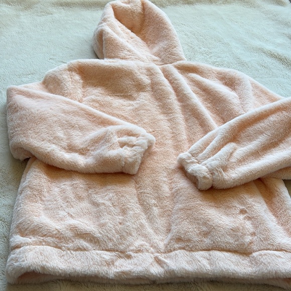 Bebe Y2K Pink Faux Fur Zip Hoodie Embroidered Logo Size Medium - Picture 5 of 6